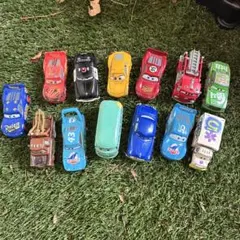 トミカ カーズ ミニカー 11台セット