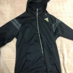 adidas パーカー