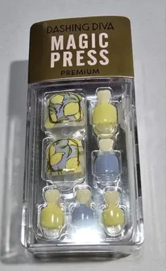 ま*き様 フットネイルチップ 直ぐに着けられる ライトブルー レモンイエロー 花