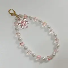 #526 スマホハンドストラップ パールとクリアピンクビーズ