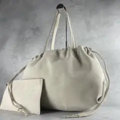 美品✨ブルネロクチネリ モニーレ装飾ハンドバッグ トート A4 男女兼用 戸田恵梨香さんがまとう、上質が宿るブルネロ クチネリ