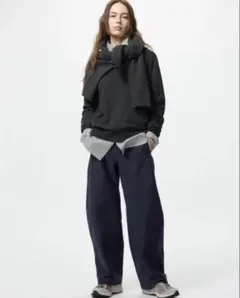 美品　UNIQLO ジャージーバレルレッグパンツ ネイビー　Lサイズ