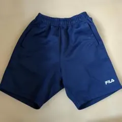 FILA ネイビー ショートパンツ