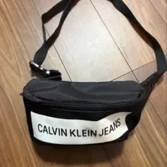 2025年最新】カルバンクライン ボディバッグの人気アイテム - メルカリ