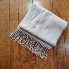 ユニクロ　カシミヤ　グレー マフラー フリンジ付き