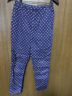 紫色 水玉模様 スキニーパンツ
