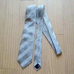 グレー ストライプ ネクタイ シルク100%