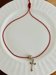 自分へのご褒美や贈り物に。一点もの・イタリア製クロスとハートのチョーカー