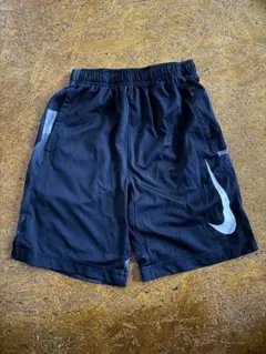 Nike DRI-FIT ハーフパンツ Mサイズ　美品