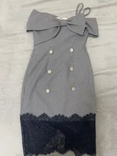 an Mサイズ チェック柄オフショルダードレス