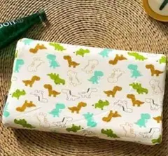 まくら　子ども　お昼寝　恐竜柄のサムネイル