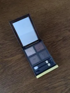 【TOM FORD】アイカラー クォード 03A ボディヒート