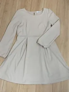 グラシア☆ワンピース　膝丈ワンピース　ベージュ