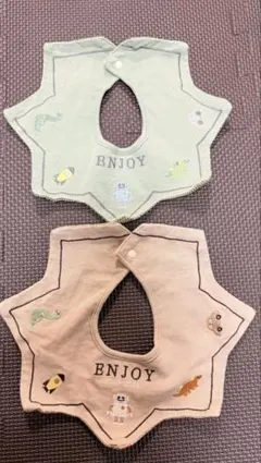 スタイ・よだれかけ 2枚セット、ロンパース