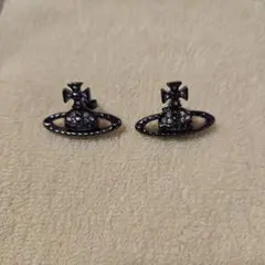 Vivienne Westwood 宇宙船デザインピアスlimited - メルカリ