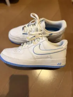 NIKE Air Force 1 '07 ホワイト/ブルーのサムネイル