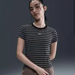 Nike ストライプ Tシャツ 半袖のサムネイル