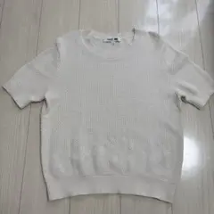 ユニクロ　コットンポップコーンクルーセーター半袖