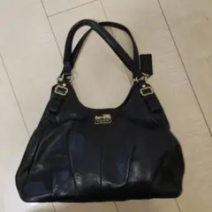 COACH　マディソンレザーマギーショルダーバッグ