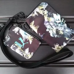PUMA タイムマルチポーチ ミニバッグ ネックストラップ 美品 クリスタル柄のサムネイル
