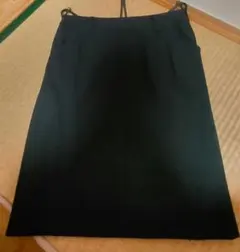 ★極美品★ キャラオクルス タイトスカートのサムネイル