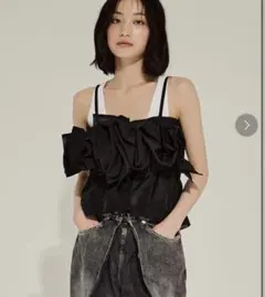 m*n様 frower frill vest フラワーフリルベストのサムネイル