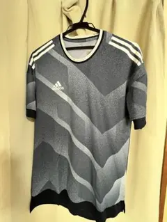 adidas グレー サッカーウェア