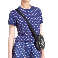 モノグラム スリーストライプス 半袖Tシャツ アディダスオリジナルス ブルー