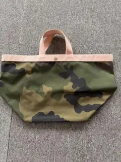 Item thumbnail for item 6247de1b-3dff-4ef0-b421-6a43b255f2c4