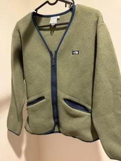 Item thumbnail for item 93080255-e197-46aa-abae-cacd09256398