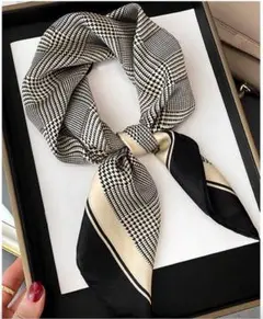 〈新品未使用〉スカーフ　グランチェック　モノトーン　千鳥格子　バッグスカーフ