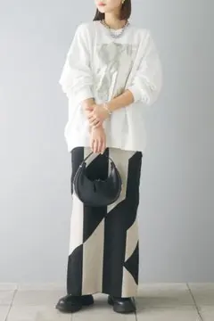 最終SALE！新品未使用！裏毛箔プリントプルオーバー　オフホワイト　エシカ