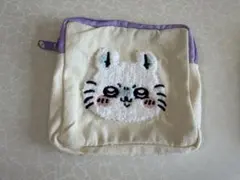 ちいかわ　ポーチ　モモンガ　ガチャガチャ