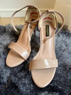 35 ピンクベージュ ストラップ付きサンダル