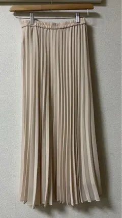 UNIQLO シフォンプリーツスカート