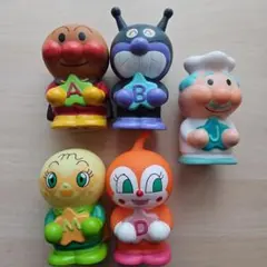 非売品　アンパンマン　貯金箱