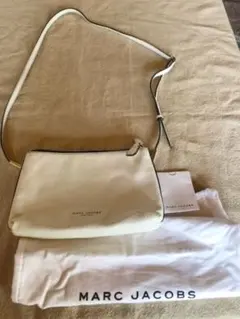 ショルダーバッグ