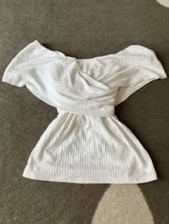 クロスオフショルダートップス　セシルマクビー