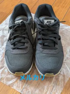 kaka様専用NIKE レディーススニーカー　AQ9121-003　24.5cm