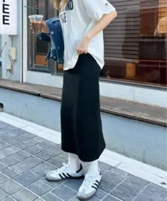 Futier land スーパーストレッチナロースカート　試着のみ
