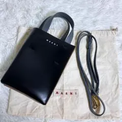美品✨MARNI MUSEO ミュゼオ ミニバッグ フラワープリント 2wayのサムネイル