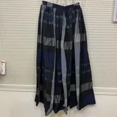 Libra Cue リブラキュー　ネイビー系プリーツロングスカート