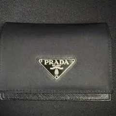 PRADAのサムネイル
