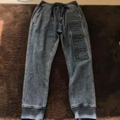 デニムパンツ　150