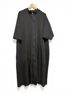 新品未使用【SUM1 STYLE】プリーツ切替ワンピース イアパピヨネ