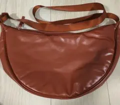 UNIQLO C レザータッチラウンドバッグ