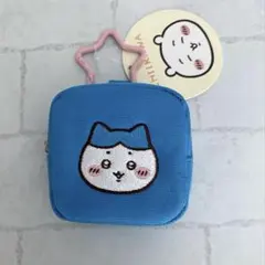 ちいかわ カラビナ付き刺繍スクエアミニポーチ ハチワレ