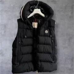 美品・正規品 MONCLER CARDAMINE GILET 黒 サイズ4