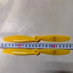 ラジコン飛行機用プロペラのサムネイル