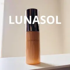 LUNASOL クラリティフロウ　リキッドファンデーション　OC02のサムネイル